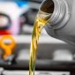 Kapan Saat yang Tepat Mengganti Oli Motor dan Mobil? Ini Panduannya