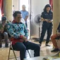 Syaifullah menjalani sidang adat di Rumah Betang Palangka Hadurut, Jalan Temanggung Tilung XVIII, Kota Palangka Raya, Jumat (25/4). -Foto Kaltengpost.com