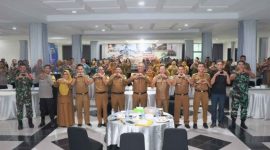 rapat koordinasi persiapan Pengukuran Serentak Balita (PESERTA) Kota Singkawang yang digelar di Ruang Basement Kantor Wali Kota, Selasa (6/5/2025). - Pemkot Singkawang
