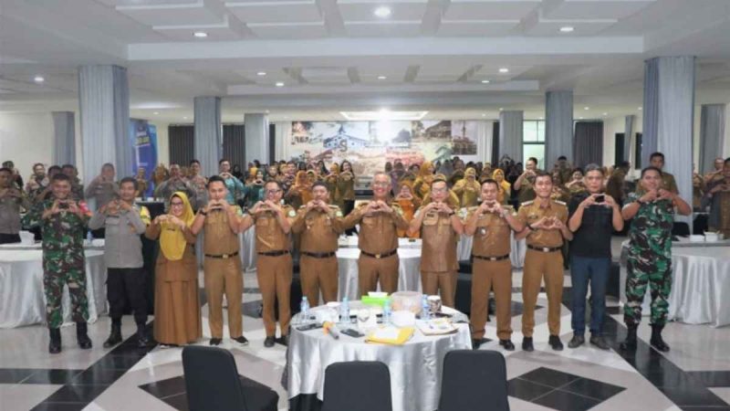 rapat koordinasi persiapan Pengukuran Serentak Balita (PESERTA) Kota Singkawang yang digelar di Ruang Basement Kantor Wali Kota, Selasa (6/5/2025). - Pemkot Singkawang