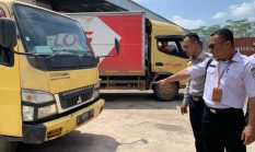 Sidak Kendaraan Luar Kalbar, Ratusan Truk Terancam Sanksi Pajak