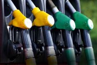 Harga BBM Turun di Seluruh SPBU: Pertamina hingga Shell Kompak Pangkas Tarif