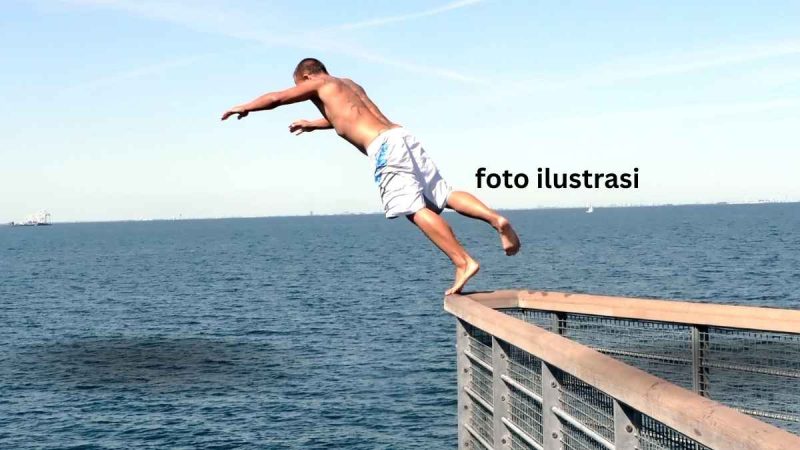 Penumpang Lompat dari Kapal Bukit Raya, PELNI Buka Suara - foto ilustrasi