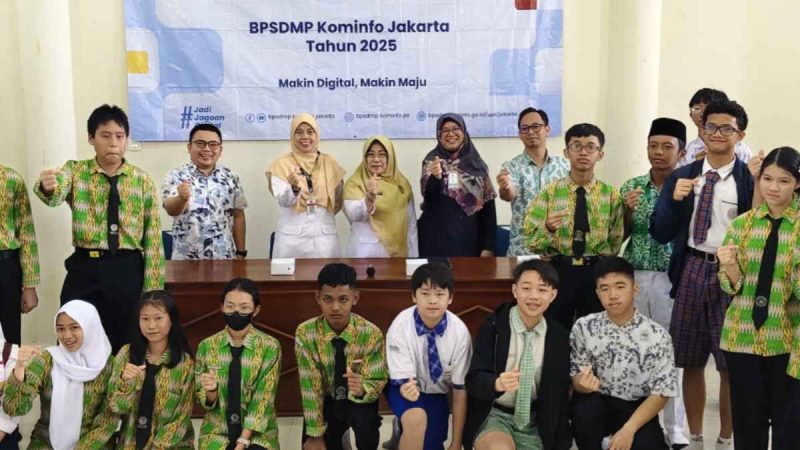 Basic Cyber Security Pontianak Bekali Siswa SMP Hadapi Ancaman Digital