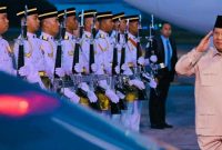 Presiden Republik Indonesia, Prabowo Subianto tiba di Malaysia, pada Minggu, 25 Mei 2025, untuk mengikuti Konferensi Tingkat Tinggi (KTT) ke-46 ASEAN yang akan diselenggarakan di Kuala Lumpur Convention Centre (KLCC). Foto: BPMI Setpres/Laily Rachev
