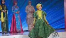 Ladies Program APEKSI 2025, Tenun Corak Insang Pontianak Curi Perhatian-  foto Pemkot Pontianak