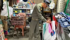 Satpol PP Grebek Penjual Layangan di Pontianak, Ini Hasilnya