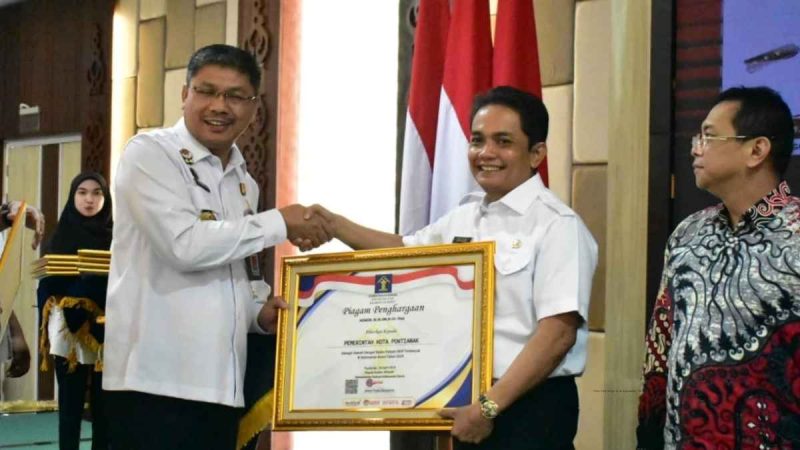 Pemkot Pontianak Panen 3 Penghargaan Kemenkumham