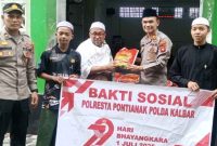 Dalam rangka memperingati Hari Bhayangkara ke-79, Polresta Pontianak menyalurkan sebanyak 1.000 paket bantuan sosial kepada panti asuhan, pondok pesantren, dan masyarakat kurang mampu di wilayah Kota Pontianak. - Foto Humas Polresta Pontianak