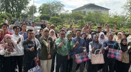 Eco Bhinneka Muhammadiyah Kalimantan Barat (Kalbar) akan membagikan 350 besek, yaitu wadah yang terbuat dari anyaman bambu, ke sejumlah masjid di Kota Pontianak. 