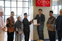 20 Mei 2025, Hotel Golden Tulip Pontianak Sertifikasi Halal dari Majelis Ulama Indonesia (MUI) melalui BPJPH untuk berbagai unit layanan makanan dan minuman. Sertifikasi ini meliputi Cinmoi Restaurant di Hotel Golden Tulip Pontianak
