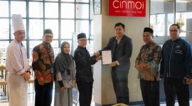 20 Mei 2025, Hotel Golden Tulip Pontianak Sertifikasi Halal dari Majelis Ulama Indonesia (MUI) melalui BPJPH untuk berbagai unit layanan makanan dan minuman. Sertifikasi ini meliputi Cinmoi Restaurant di Hotel Golden Tulip Pontianak