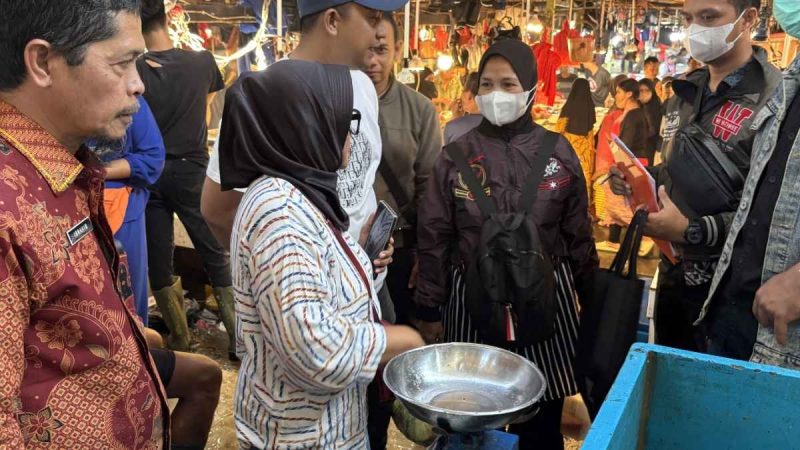 Pasar Flamboyan Digerebek! Polisi Temukan Alat Ukur Curang