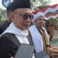  Setelah diterbitkannya Peraturan Wali Kota (Perwa) Nomor 22 Tahun 2025 tentang Pembatasan Jam Malam bagi Anak, Wali Kota Pontianak Edi Rusdi Kamtono berharap dukungan dari semua pihak, terutama para orang tua dalam mengawasi aktivitas anak-anak di malam hari. 