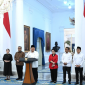 Presiden Prabowo Subianto memberikan keterangannya bersama pimpinan lembaga negara dan ketua umum partai politik di Istana Merdeka, Jakarta, pada Minggu, 31 Agustus 2025. Foto: BPMI Setpres/Kris
