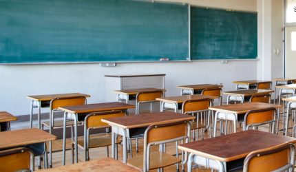 Soal PTS Bahasa Inggris Kelas 1 SD 2025