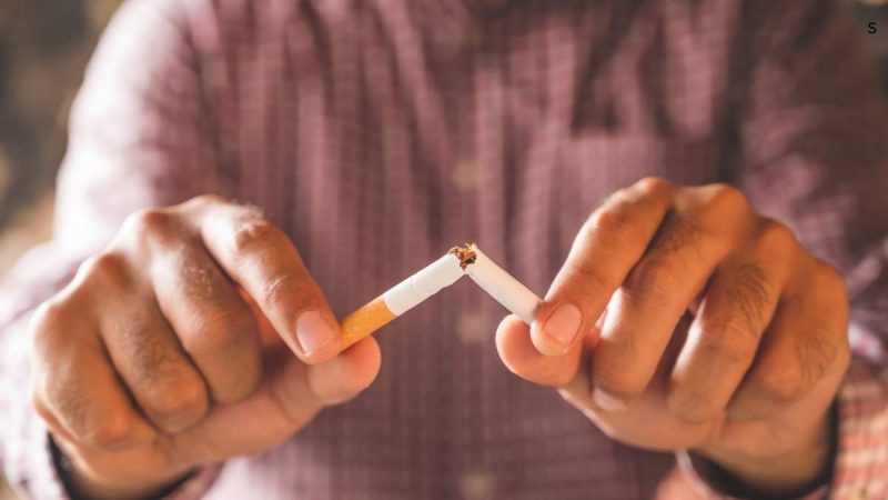 Anggota DPR Usulkan Smoking Area