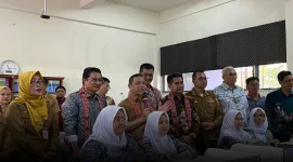 Ria Norsan menegaskan, layanan ini tidak akan berhenti di sembilan sekolah saja, melainkan diperluas ke seluruh sekolah hingga ruang publik di Kalbar. - foto istimewa