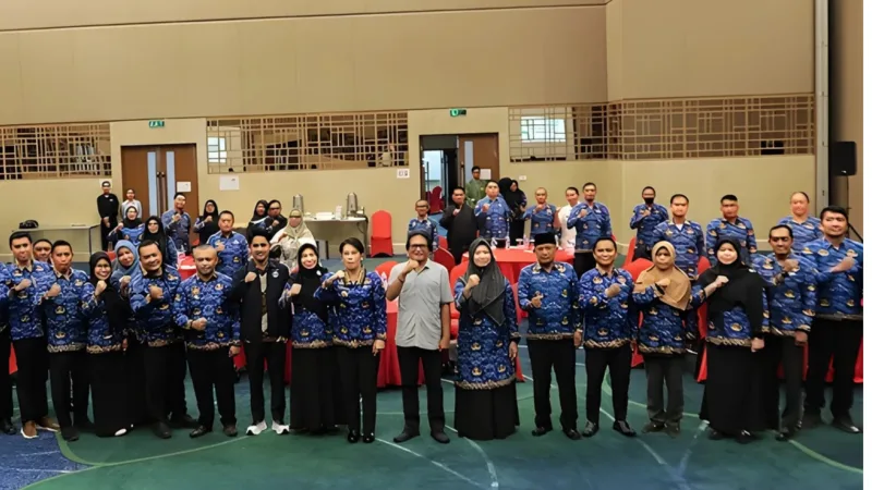 Wali Kota Singkawang Kecewa, Camat dan Lurah Mangkir Ikut Pelatihan  - foto Media Centre Singkawang