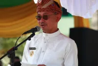 Hari Jadi Pontianak ke-254 tahun ini akan terasa berbeda. Wali Kota Pontianak, Edi Rusdi Kamtono, menegaskan bahwa perayaan ulang tahun kota yang jatuh pada 23 Oktober 2025 itu akan digelar secara sederhana tanpa kemeriahan berlebihan. - foto Wako Edi Kamtono