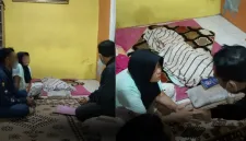 Seorang balita laki-laki berusia tiga tahun berinisial MK ditemukan dalam keadaan meninggal dunia akibat tenggelam di parit depan rumah kontrakannya di Jalan Bujang Taro RT 005 RW 001 Dusun Beringin, Rabu malam (29/10/2025) sekitar pukul 23.45 WIB.