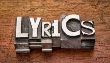 Lirik Lagu Tamu Undangan Niken Salindry:  Viral, Menyentuh, dan Penuh Makna
