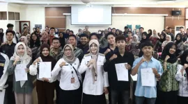 Mahasiswa luar daerah yang menempuh pendidikan di Universitas Tanjungpura (Untan) kini tak perlu repot datang ke kantor Dinas Kependudukan dan Pencatatan Sipil (Disdukcapil) Kota Pontianak - Foto Pemkot Pontianak