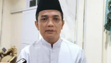 Mengetahui nomor WhatsApp miliknya diretas, Bahasan segera menyampaikan klarifikasi kepada masyarakat. Ia menegaskan bahwa pesan permintaan uang tersebut bukan berasal darinya dan merupakan penyalahgunaan akun oleh pihak yang belum diketahui. - foto Wakil Wali Kota Pontianak Bahasan doc Prokopim