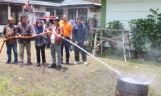 Pontianak Siaga Karhutla, Pemkot Salurkan Bantuan Damkar