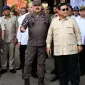Presiden Prabowo Subianto menyaksikan Penyerahan Aset Barang Rampasan Negara (BRN) kepada PT Timah Tbk., yang digelar di Smelter PT Tinindo Internusa, Kota Pangkal Pinang, Provinsi Kepulauan Bangka Belitung, pada Senin, 6 Oktober 2025 Foto: BPMI Setpres/Cahyo
