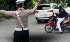 Antisipasi Macet dan Laka Lantas, Polsek Pontianak Selatan Kendalikan Arus Kendaraan di Berbagai Wilayah Strategis