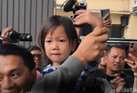 Anak perempuan berusia empat tahun itu tiba-tiba lenyap saat menemani kedua orang tuanya berolahraga di Taman Pakui Sayang, Jalan AP Pettarani, Minggu (2/11). - foto detik.com