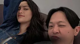 DJ Bravy putus dari Erika Carlina sejak 1 November 2025. Keputusan mengejutkan ini mengakhiri rencana pernikahan yang telah lama disiapkan. - foto Akui Selingkuh hingga Batal Nikahi Erika Carlina, Ini Chat DJ Bravy dengan Lintang/Foto: dok Instagram braver_jaktim
