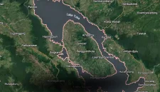 Danau terbesar di Indonesia, Toba, menyimpan kisah geologi dahsyat, budaya Batak yang kaya, dan tantangan lingkungan. Selami pesona abadi kaldera raksasa ini!