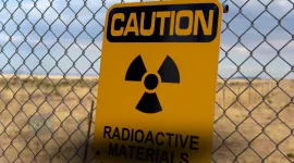 Dua kontainer Produk Alas Kaki Indonesia dikembalikan AS karena diduga terpapar radioaktif Cs-137. Satgas sebut temuan ini berbarengan dengan kasus udang dan cengkeh. - foto ilustrasi