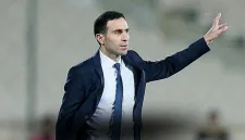 Media Uzbekistan melaporkan Kapadze kandidat utama pelatih Timnas Indonesia. Negosiasi dikabarkan sudah di tahap akhir dan keputusan segera diumumkan.