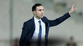 Media Uzbekistan melaporkan Kapadze kandidat utama pelatih Timnas Indonesia. Negosiasi dikabarkan sudah di tahap akhir dan keputusan segera diumumkan.