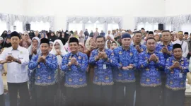BPJS Ketenagakerjaan untuk Petugas Fardhu Kifayah resmi diberikan Pemkot Pontianak. Ini langkah nyata jamin perlindungan kecelakaan dan kematian. - foto Prokopim Pontianak