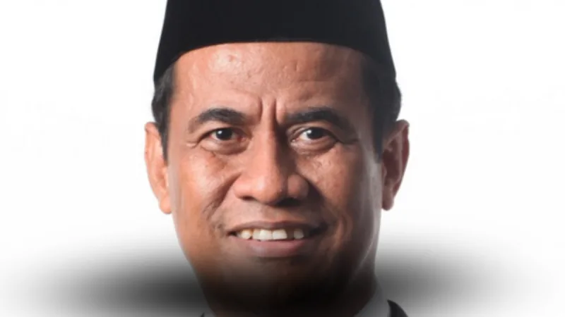 Mentan Copot Pejabat di Subang karena menyewakan lahan negara di BRMP Tanaman Padi Sukamandi kepada pihak luar. Amran Sulaiman tegaskan SK pencopotan langsung di lapangan. - foto wikipedia