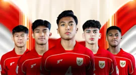Timnas Indonesia U-17 tersingkir dari Piala Dunia U-17 2025 setelah Uganda mengalahkan Prancis. Simak rincian hasil Garuda Muda dan klasemen peringkat ketiga.