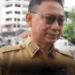 Wali Kota Pontianak Edi Rusdi Kamtono meminta pemilik bangunan terutama ruko untuk memperhatikan bangunannya, apalagi yang sudah berusia tua. Ia juga minta dinas terkait untuk memonitor dan mengawasi bangunan-bangunan yang rentan ambruk. Hal ini menyusul peristiwa robohnya bangunan ruko di Jalan Sisingamangaraja, Senin (3/11/2025). - foto Prokopim Pontianak